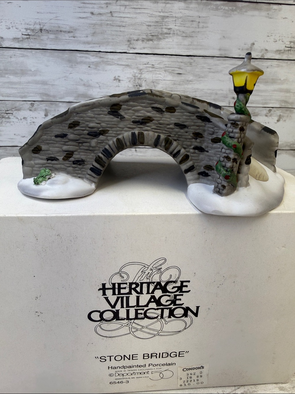 Dept 56 Heritage Village Stone Bridge Hand Painted Porcelain 5512-3 Original Box
